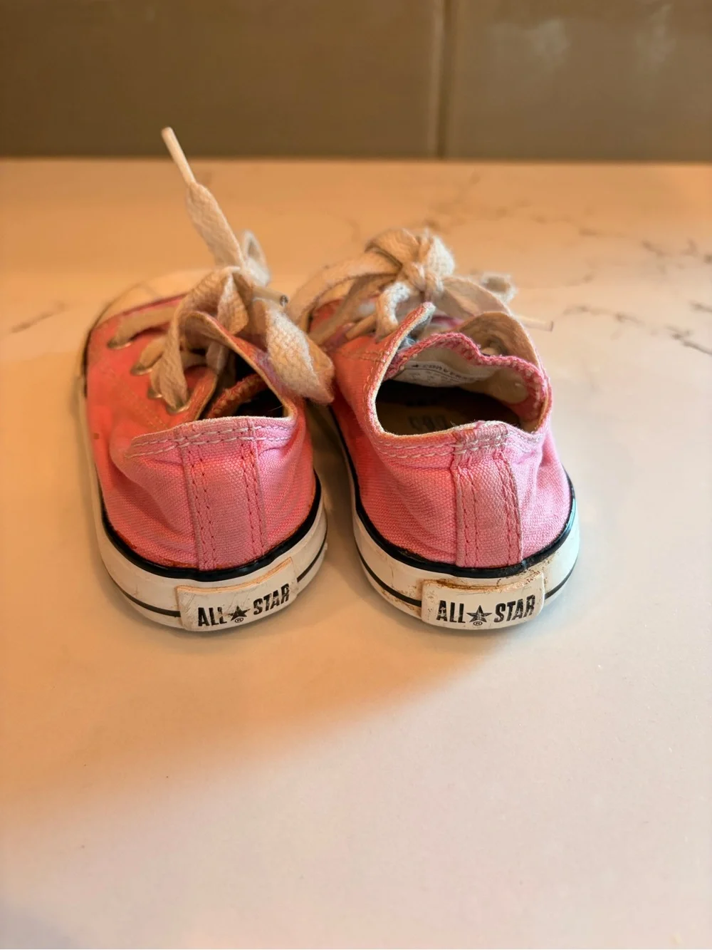 Converse Pink Canvas Low-Top Kids Sneakers with White Toe